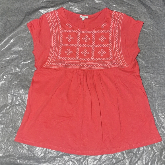 Ella Moss Medium New pinkish red smock style T shirt short sleeves embroidery M - Picture 1 of 11